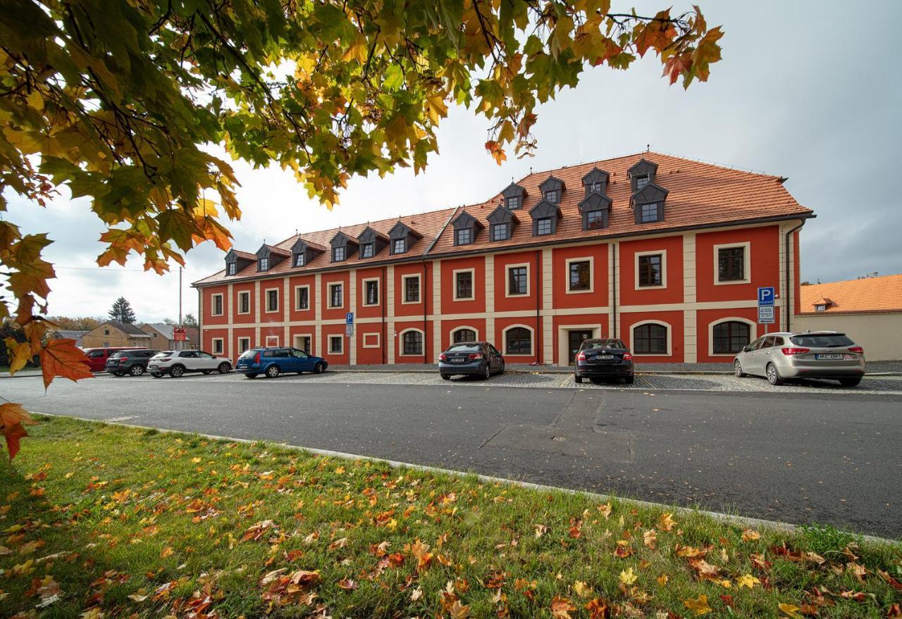 Apartmany Myslivna Ostrov  Dış mekan fotoğraf